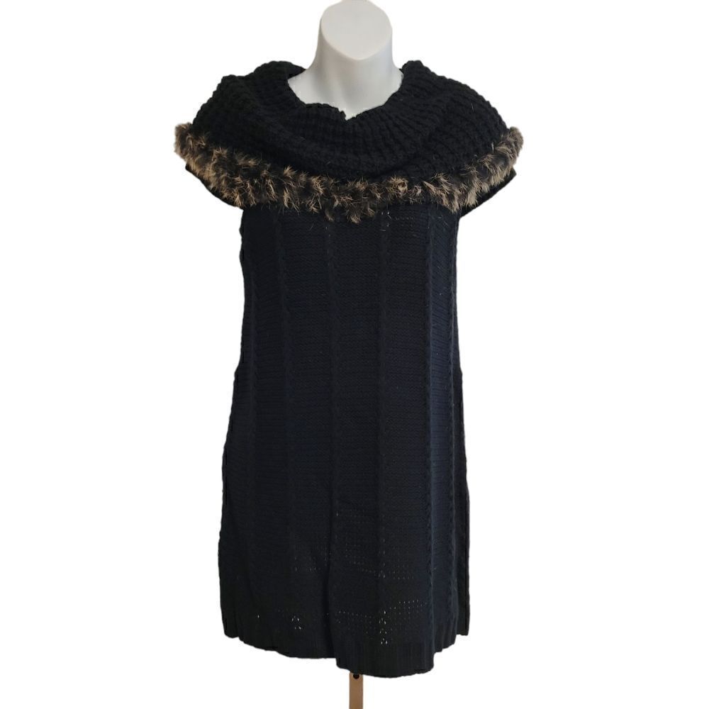 2/$20 Vintage Y2K Black Furry Sweater Top Size: Small